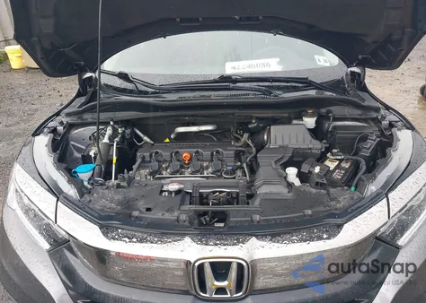 2021 Honda Hr-V Awd Lx z USA, uszkodzony, nr VIN 3CZRU6H30MM744305